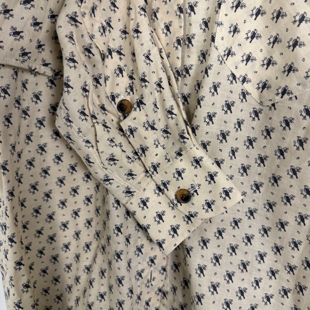 Billy Reid Italian Made Cotton Button Down Shirt XS | Cream Bird Print | NWOT - Picture 3 of 7